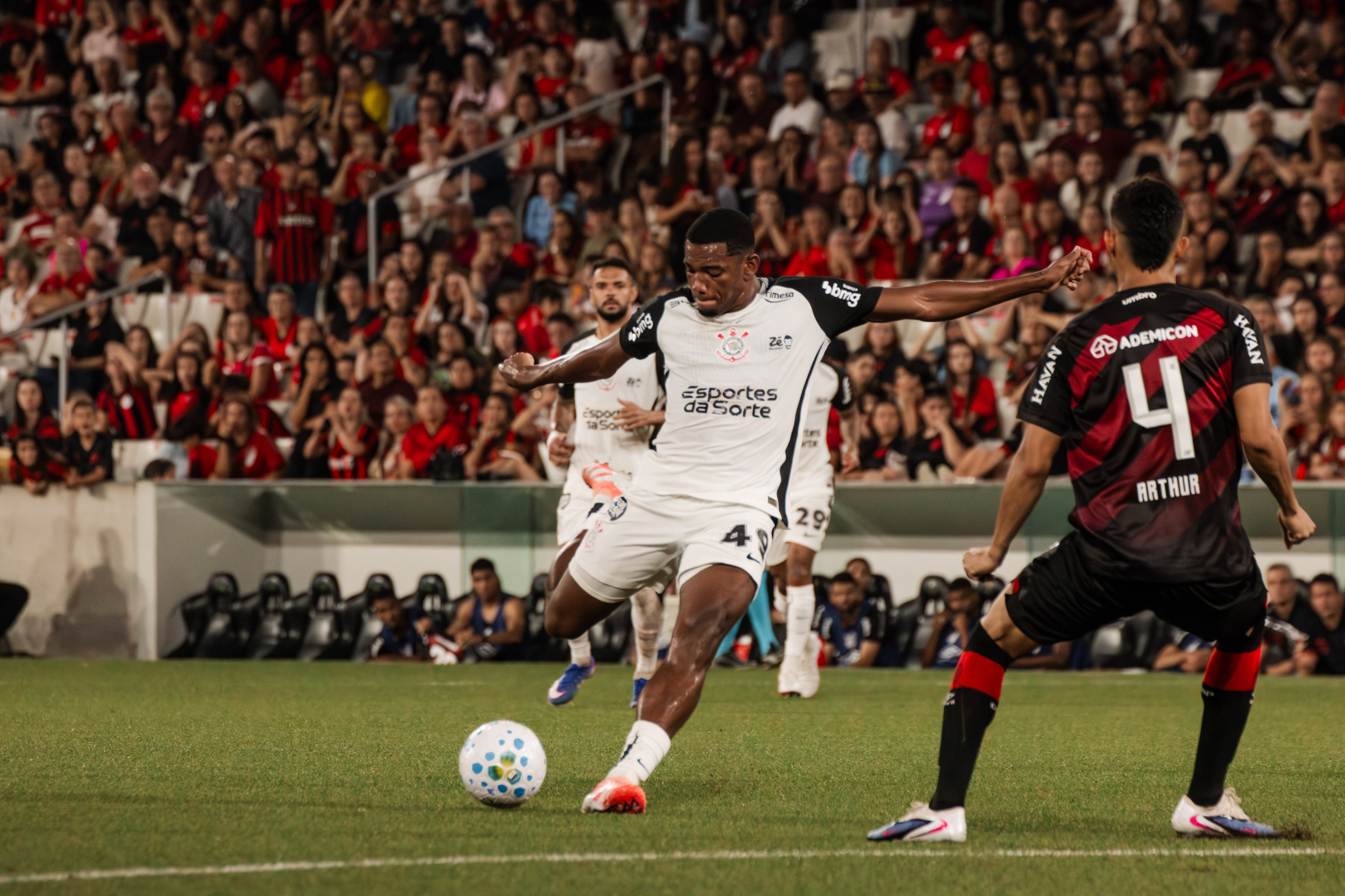 安全可靠-巴媒：若安德烈本人转会意愿没那么强烈，科林蒂安将要求米兰加钱